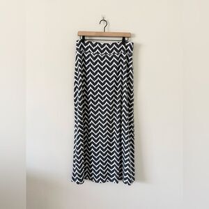 Kim Rogers Black and White Chevron Maxi Skirt Size M